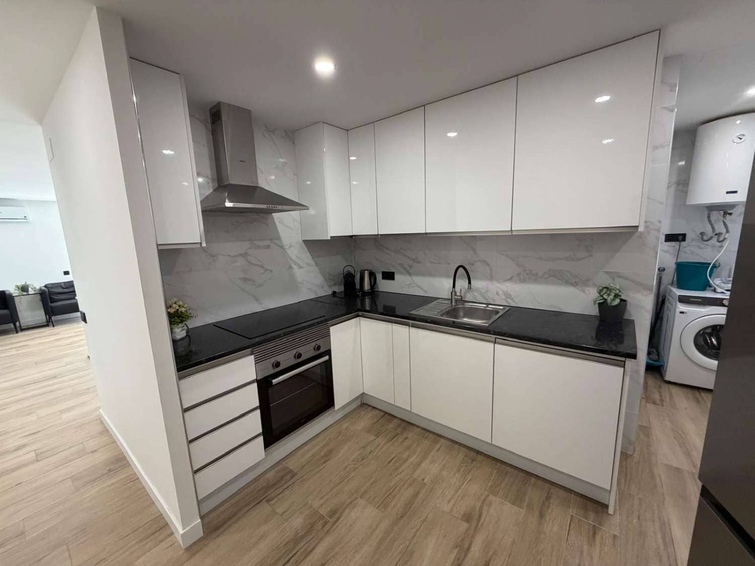 3 soveværelse Lejlighed til salg i Torrevieja med swimmingpool - € 289.000 (Ref: 9551076)