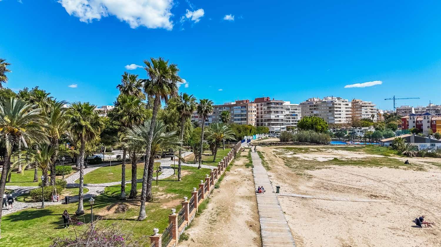 2 soverom Leilighet til salgs i Torrevieja - € 169 990 (Ref: 9551078)