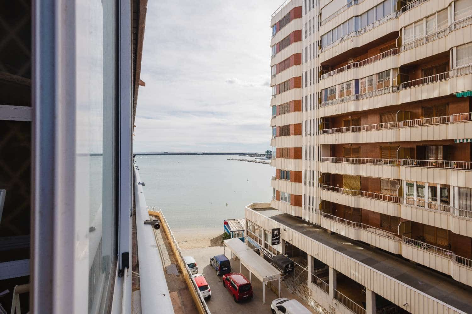 3 soveværelse Lejlighed til salg i Torrevieja med swimmingpool - € 244.990 (Ref: 9551079)