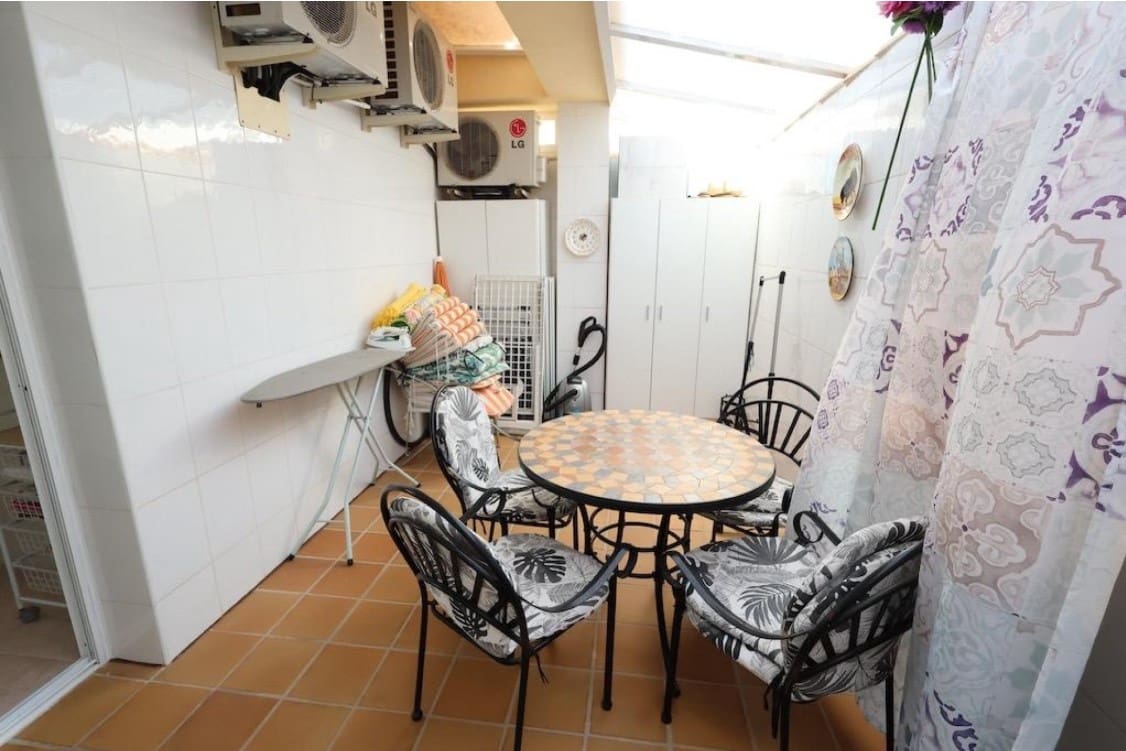 2 chambre Appartement à vendre à Orihuela Costa avec piscine garage - 295 000 € (Ref: 9561433)