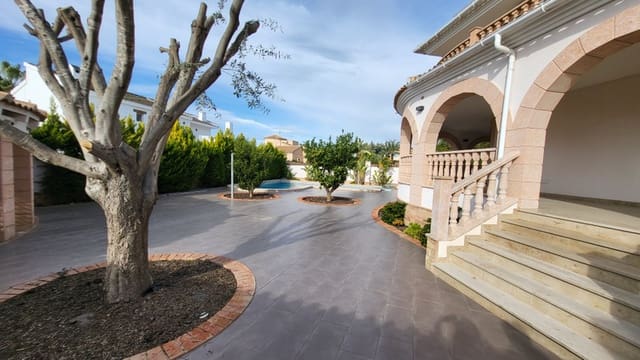 4 camera da letto Villa in vendita in Ciudad Quesada, Rojales con piscina - 859.000 € (Rif: 9564856)