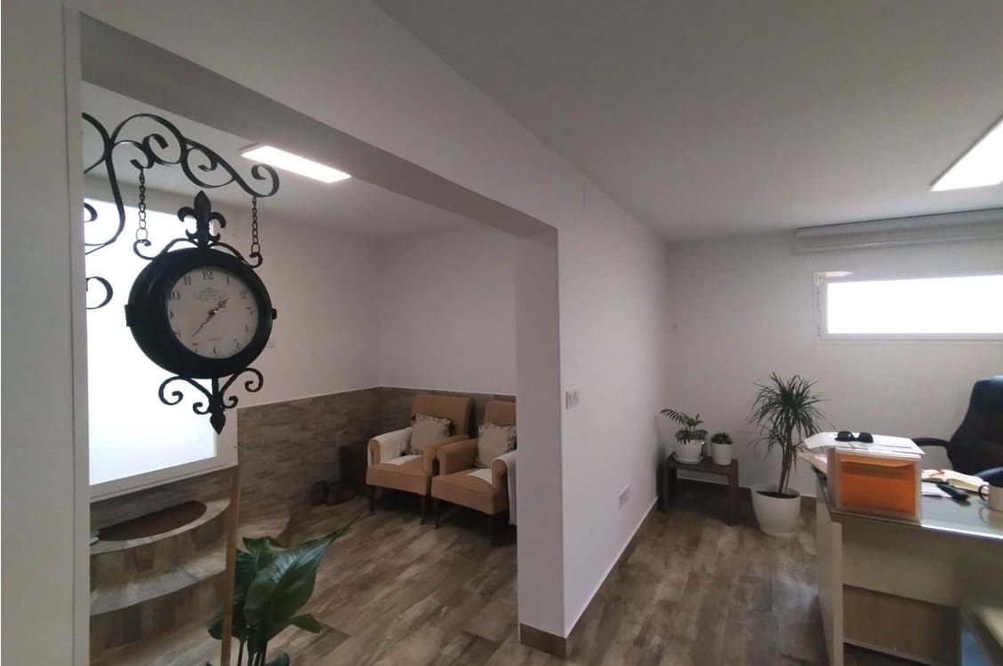 4 soverom Villa til salgs i San Miguel de Salinas med svømmebasseng - € 415 000 (Ref: 9564857)