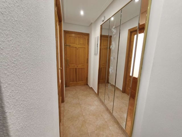 4 chambre Bungalow à vendre à Benejúzar avec garage - 165 000 € (Ref: 9568237)