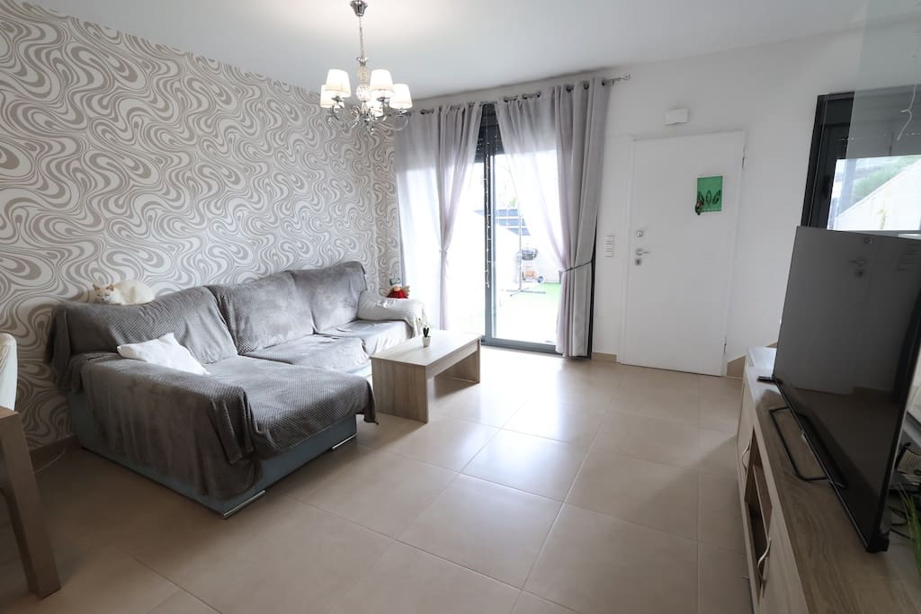3 slaapkamer Bungalow te koop in Playa Flamenca met zwembad garage - € 375.000 (Ref: 9604702)