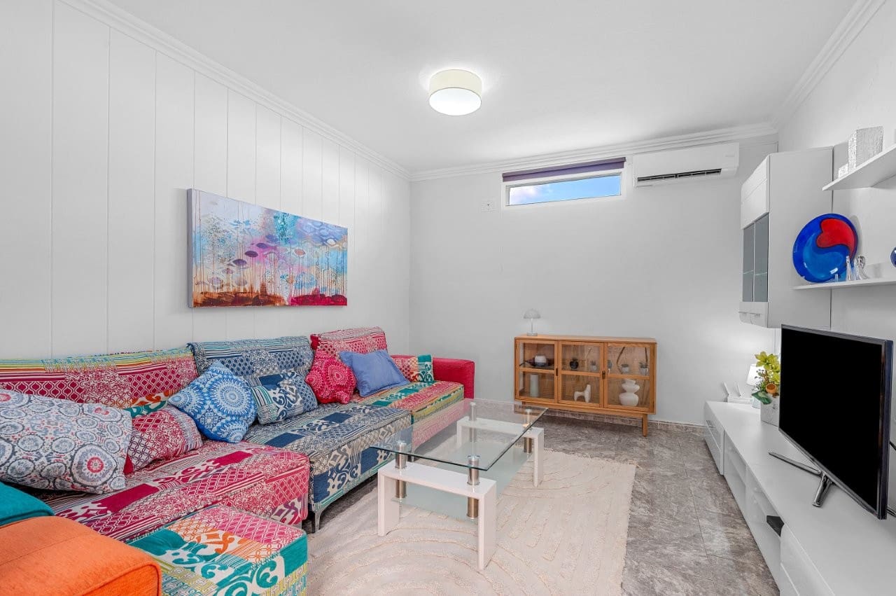 7 soverom Villa til salgs i Ciudad Quesada med svømmebasseng - € 699 000 (Ref: 9607610)