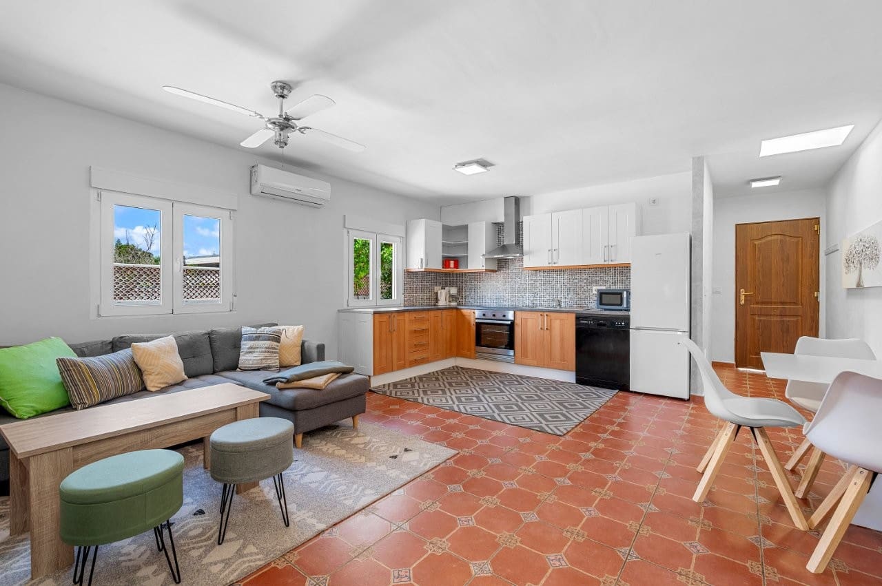 7 soverom Villa til salgs i Ciudad Quesada med svømmebasseng - € 699 000 (Ref: 9607610)