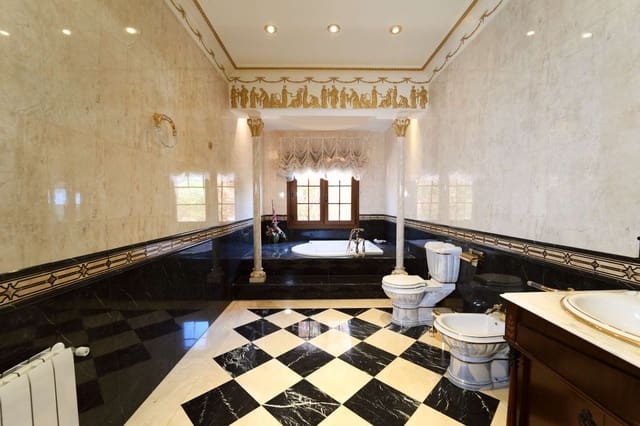 7 makuuhuone Huvila myytävänä paikassa Aguamarina, Orihuela mukana uima-altaan - 1 399 000 € (Ref: 9607612)