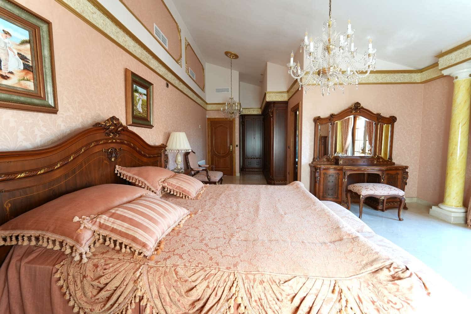 7 makuuhuone Huvila myytävänä paikassa Orihuela Costa mukana uima-altaan - 1 399 000 € (Ref: 9607612)