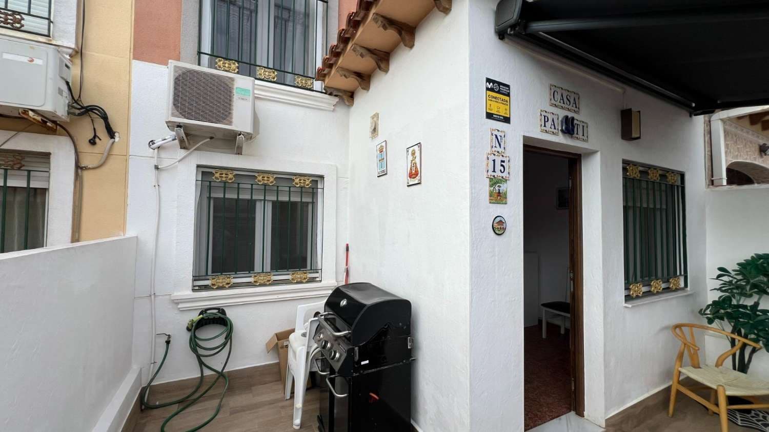 2 soverom Bungalow til salgs i Torrevieja med svømmebasseng - € 154 900 (Ref: 9607614)