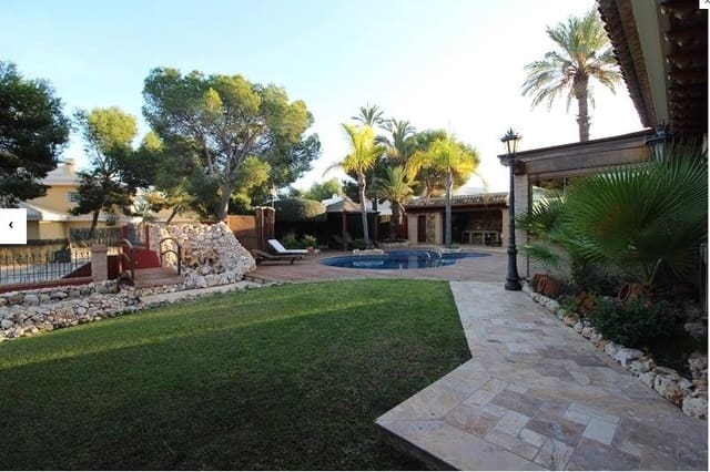 5 camera da letto Villa in vendita in Dehesa de Campoamor, Orihuela con piscina - 1.250.000 € (Rif: 9611187)