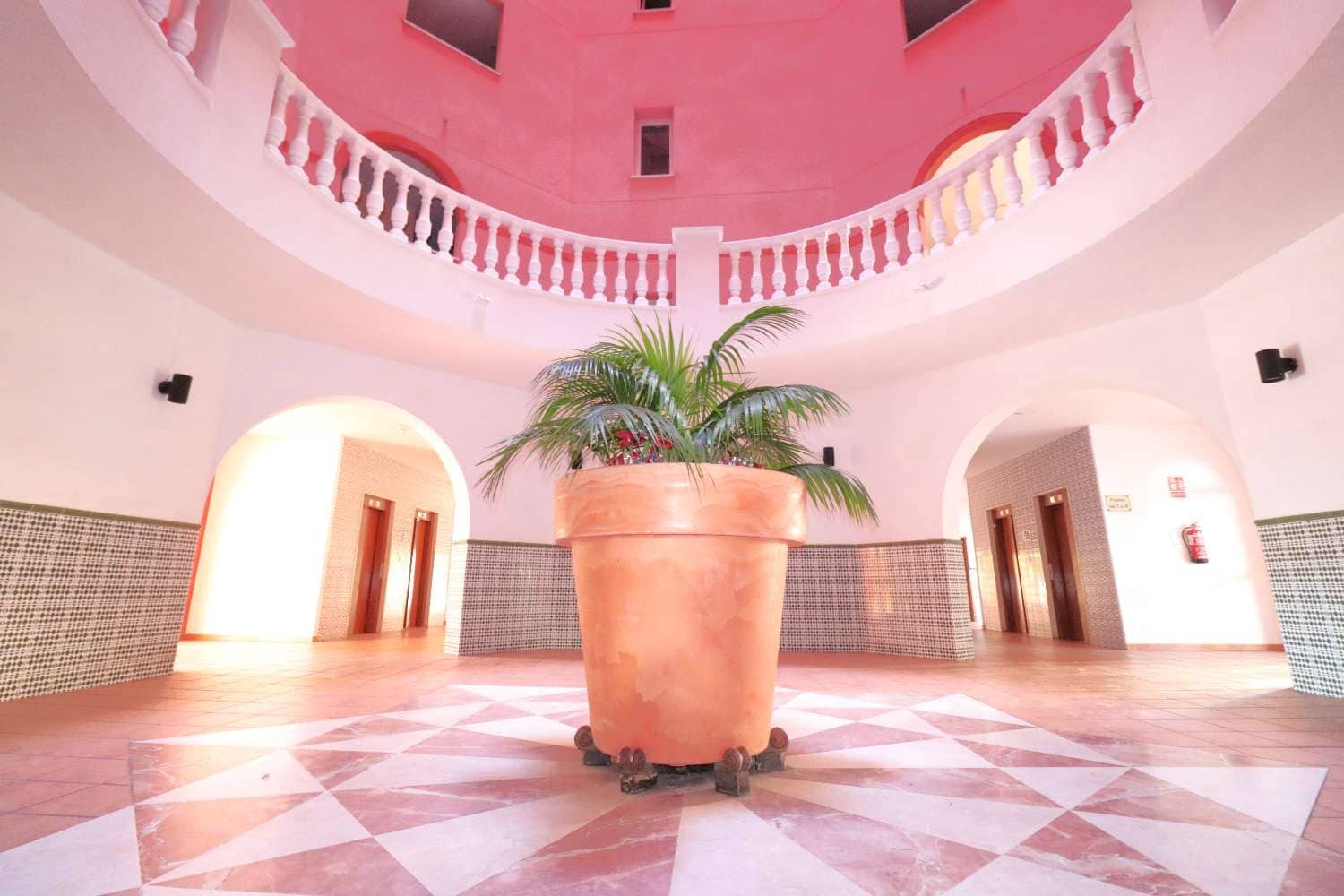 2 slaapkamer Appartement te koop in Torrevieja met zwembad - € 265.000 (Ref: 9625402)