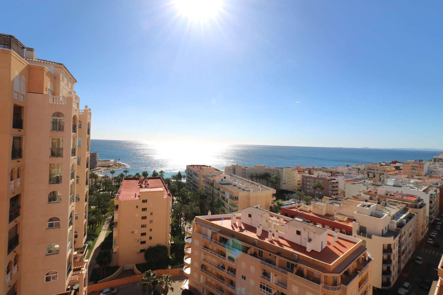 2 slaapkamer Appartement te koop in Torrevieja met zwembad - € 265.000 (Ref: 9625402)