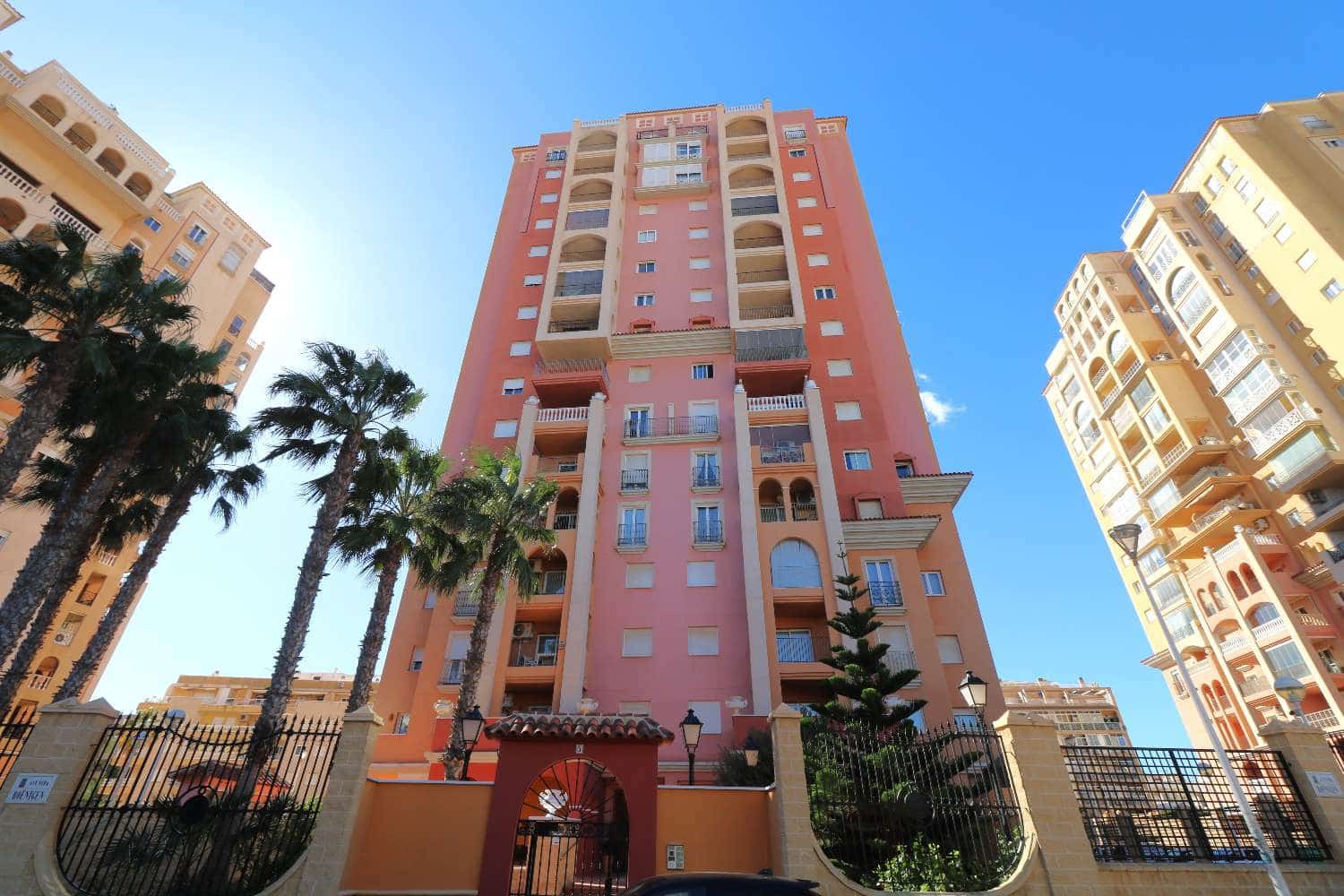 2 slaapkamer Appartement te koop in Torrevieja met zwembad - € 265.000 (Ref: 9625402)