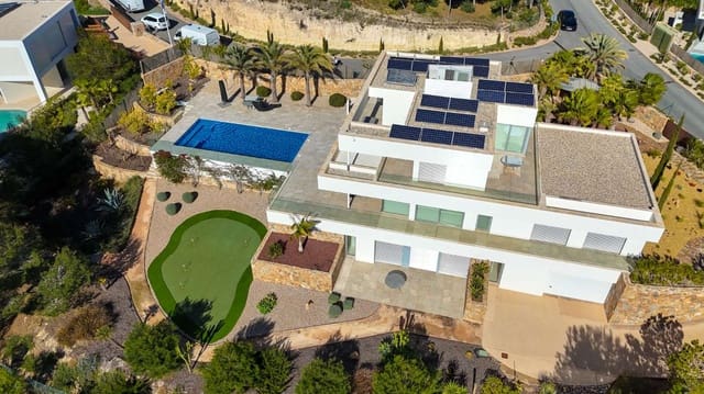 5 soveværelse Villa til salg i Dehesa de Campoamor, Orihuela med swimmingpool - € 2.700.000 (Ref: 9625406)