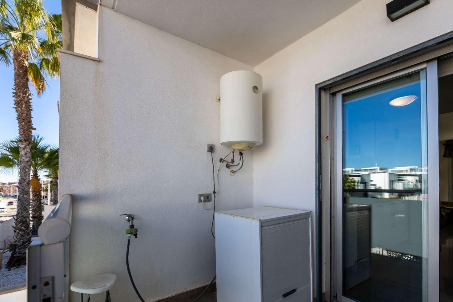 2 bedroom Apartment for sale in Punta Prima with pool garage - € 229,500 (Ref: 9629794)