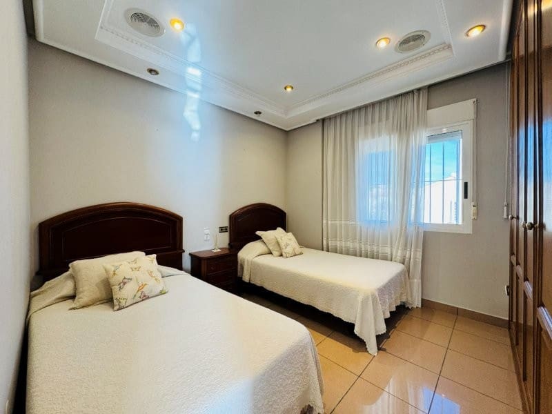 5 sovrum Villa till salu i Cabo Cervera med pool - 549 000 € (Ref: 9629796)