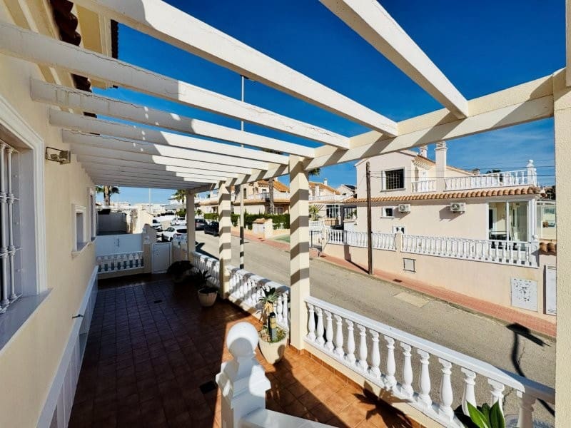 5 sovrum Villa till salu i Cabo Cervera med pool - 549 000 € (Ref: 9629796)