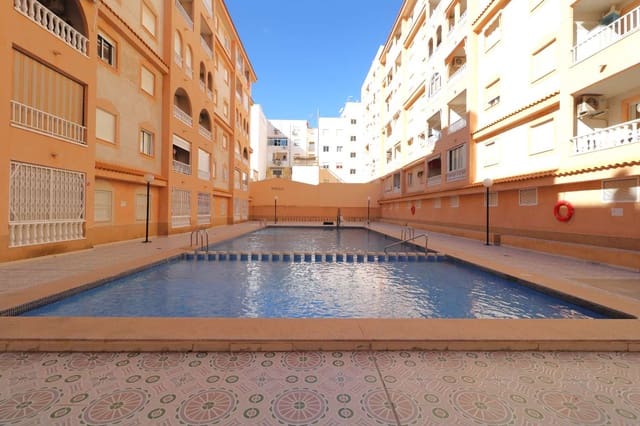 2 quarto Apartamento para venda em Avenida Habaneras - Curva de Palangre, Torrevieja com piscina - 136 300 € (Ref: 9629797)