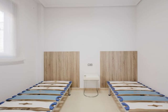 2 quarto Moradia para venda em Aguas Nuevas, Torrevieja com piscina - 239 900 € (Ref: 9634082)