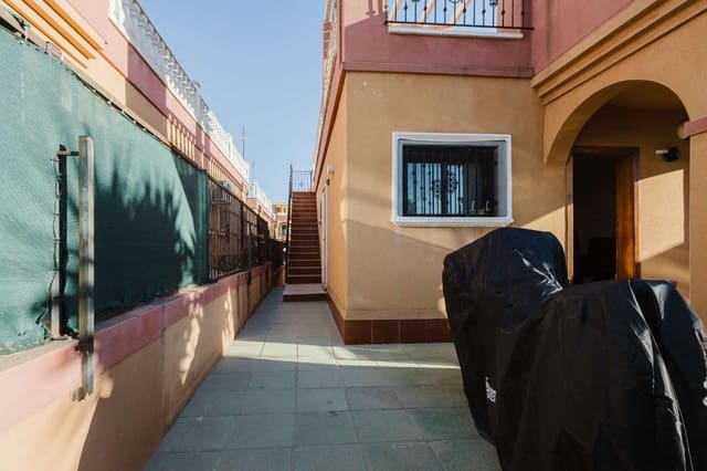 2 quarto Moradia para venda em Aguas Nuevas, Torrevieja com piscina - 239 900 € (Ref: 9634082)