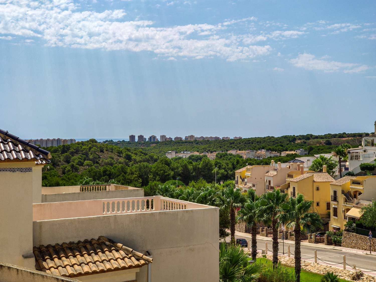 4 sovrum Villa till salu i Orihuela Costa med pool garage - 495 000 € (Ref: 9634083)