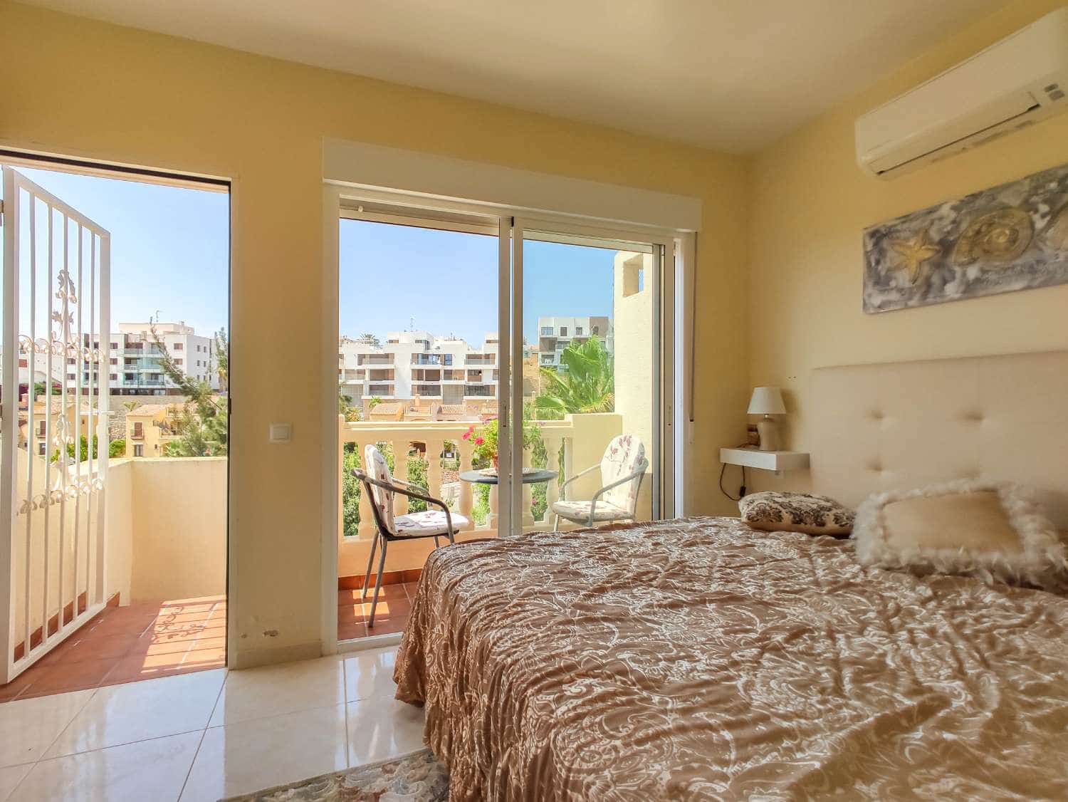 4 sovrum Villa till salu i Orihuela Costa med pool garage - 495 000 € (Ref: 9634083)