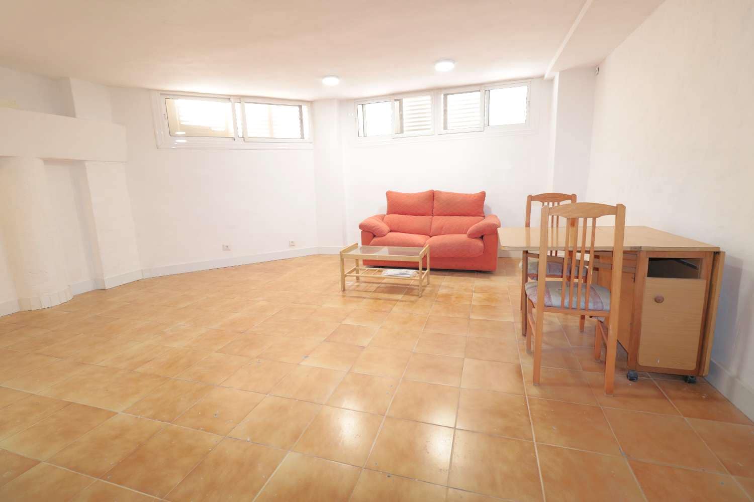 Estúdio para venda em Torrevieja - 65 000 € (Ref: 9637247)