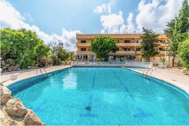 Commerciale in vendita in Los Frutales, Torrevieja - 790.000 € (Rif: 9637248)