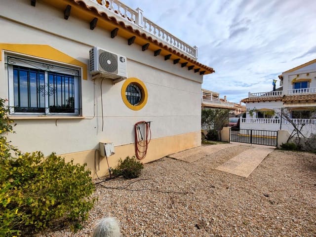 Bungalow de 3 habitaciones en Los Balcones - Los Altos, Orihuela en venta con piscina garaje - 235.000 € (Ref: 9644646)