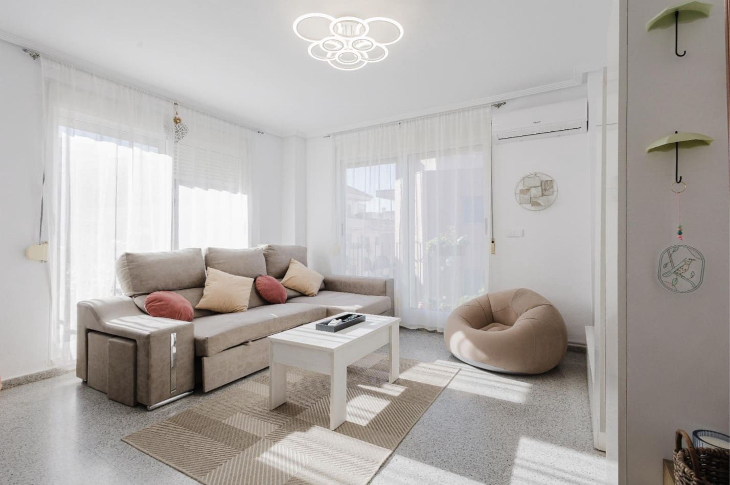 4 quarto Apartamento para venda em San Miguel de Salinas com garagem - 179 900 € (Ref: 9647869)