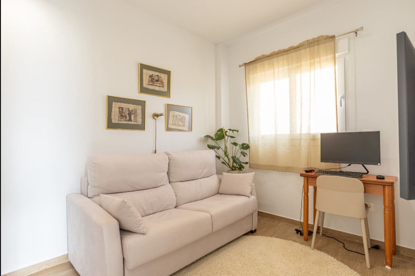 2 soverom Leilighet til salgs i Torrevieja med svømmebasseng garasje - € 215 000 (Ref: 9647871)