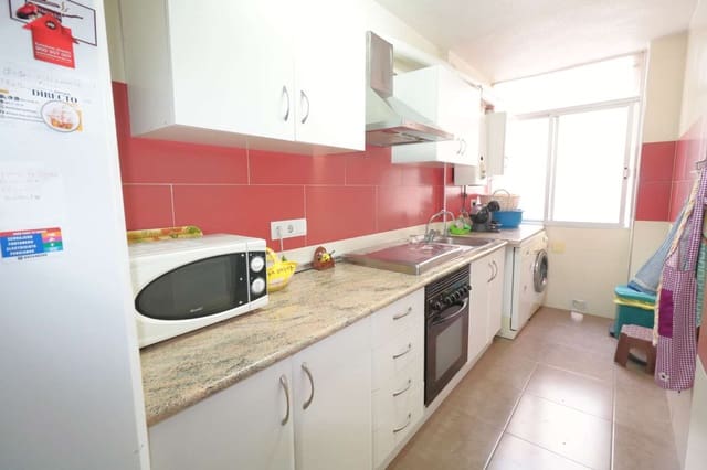 3 bedroom Apartment for sale in Playa del Acequión, Torrevieja - € 155,000 (Ref: 9647873)