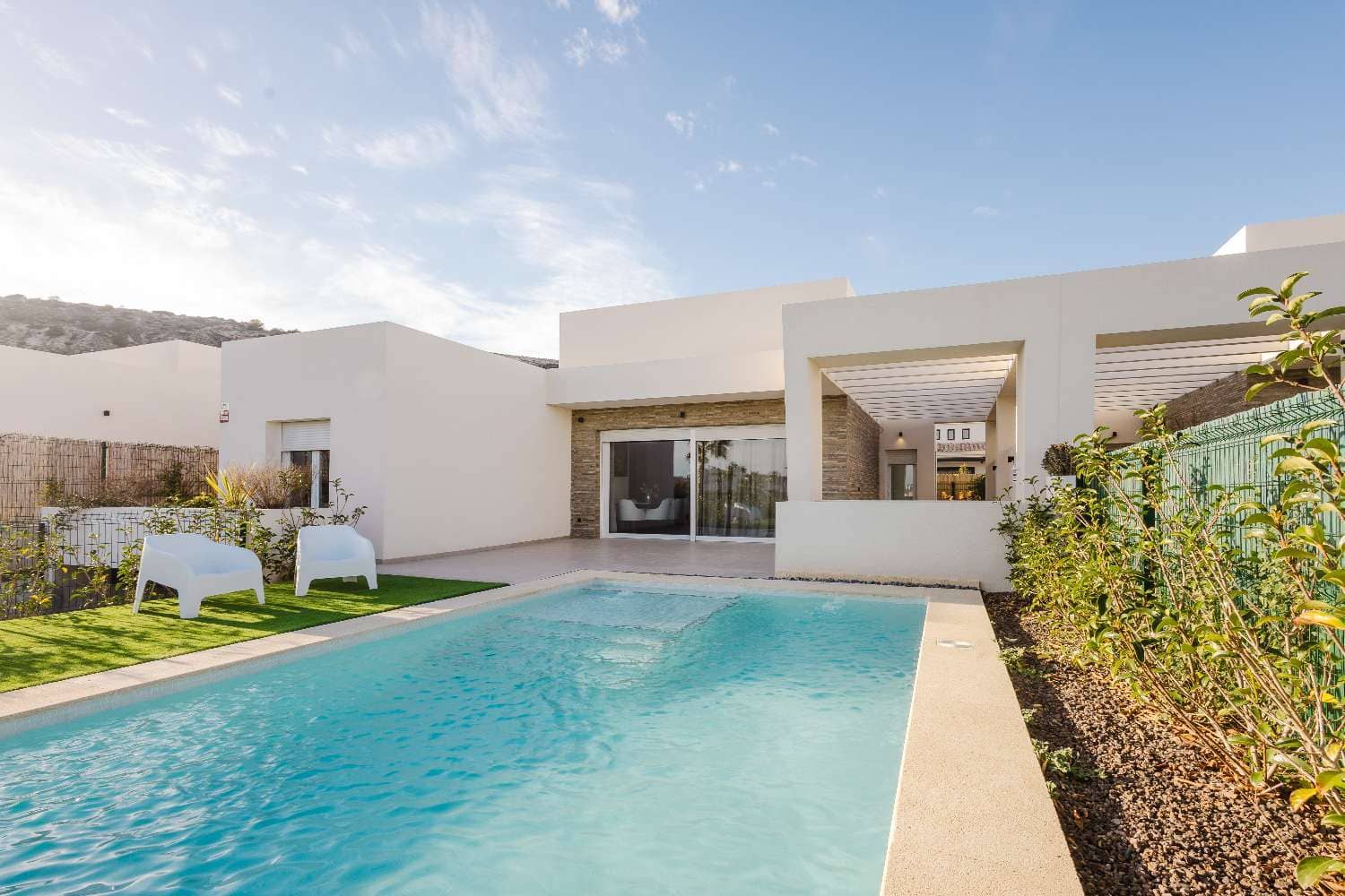 4 slaapkamer Villa te koop in Algorfa met zwembad garage - € 770.000 (Ref: 9651332)