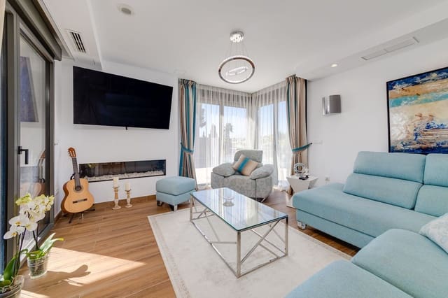 3 makuuhuone Huvila myytävänä paikassa Miramar - Torre del Moro, Torrevieja mukana uima-altaan - 1 250 000 € (Ref: 9651333)