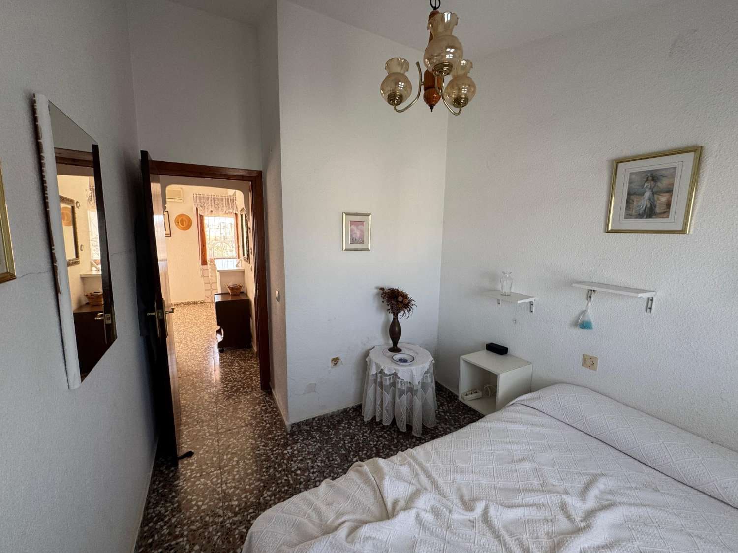 3 bedroom Terraced Villa for sale in Torrevieja with garage - € 196,000 (Ref: 9651334)