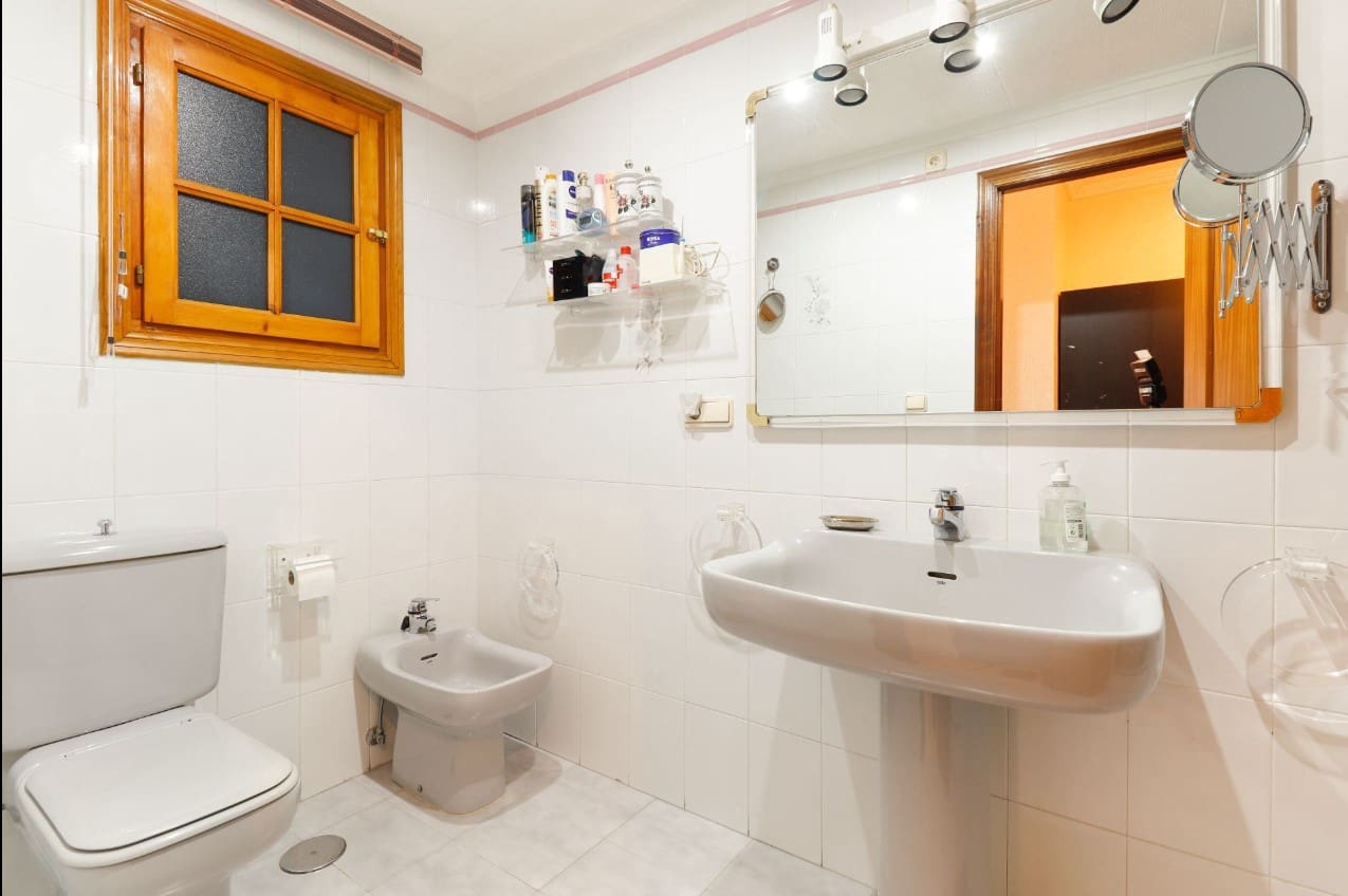 1 makuuhuone Huoneisto myytävänä paikassa Cabo Cervera mukana 
autotalli - 179 000 € (Ref: 9655782)