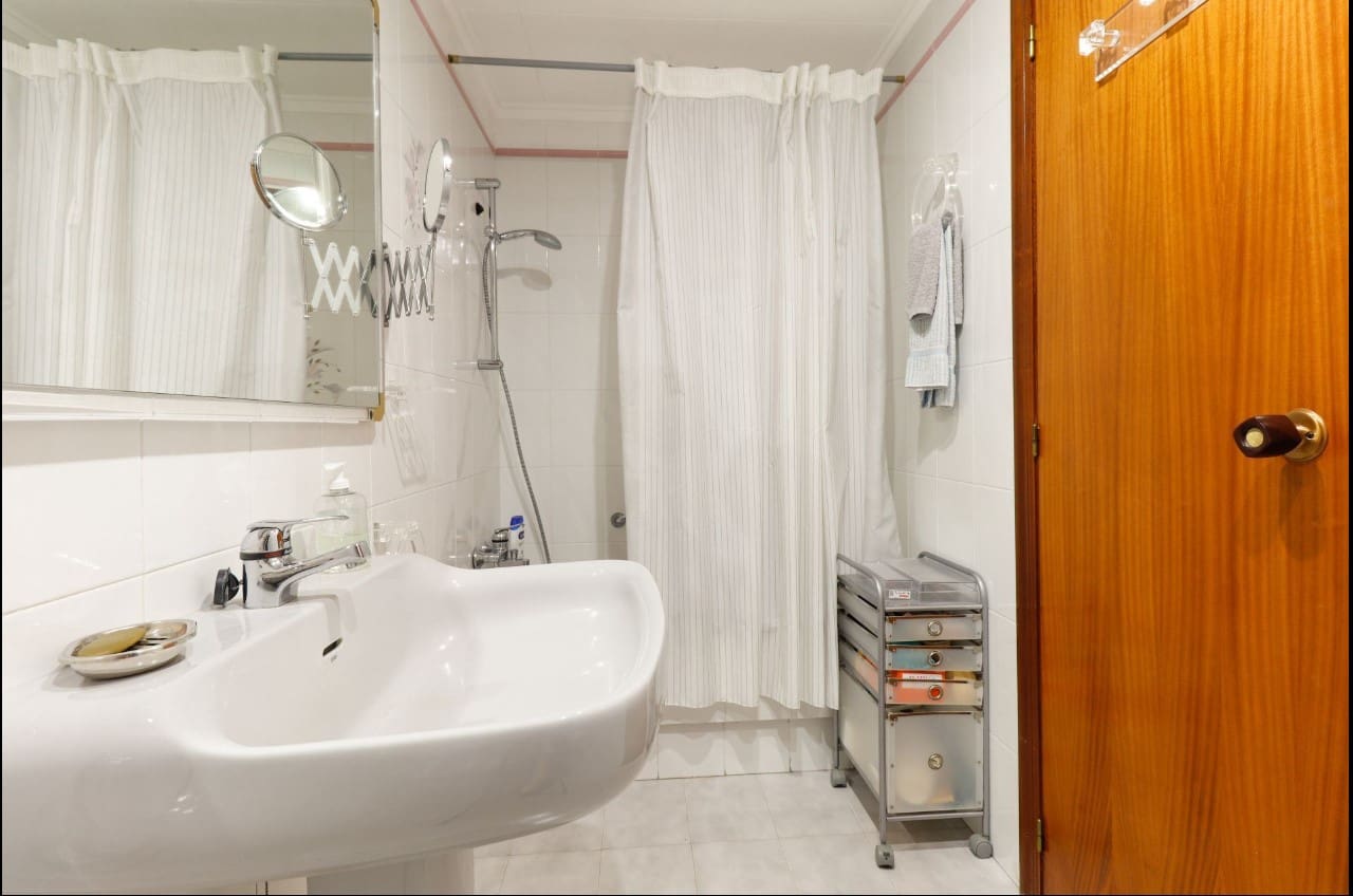 1 makuuhuone Huoneisto myytävänä paikassa Cabo Cervera mukana 
autotalli - 179 000 € (Ref: 9655782)