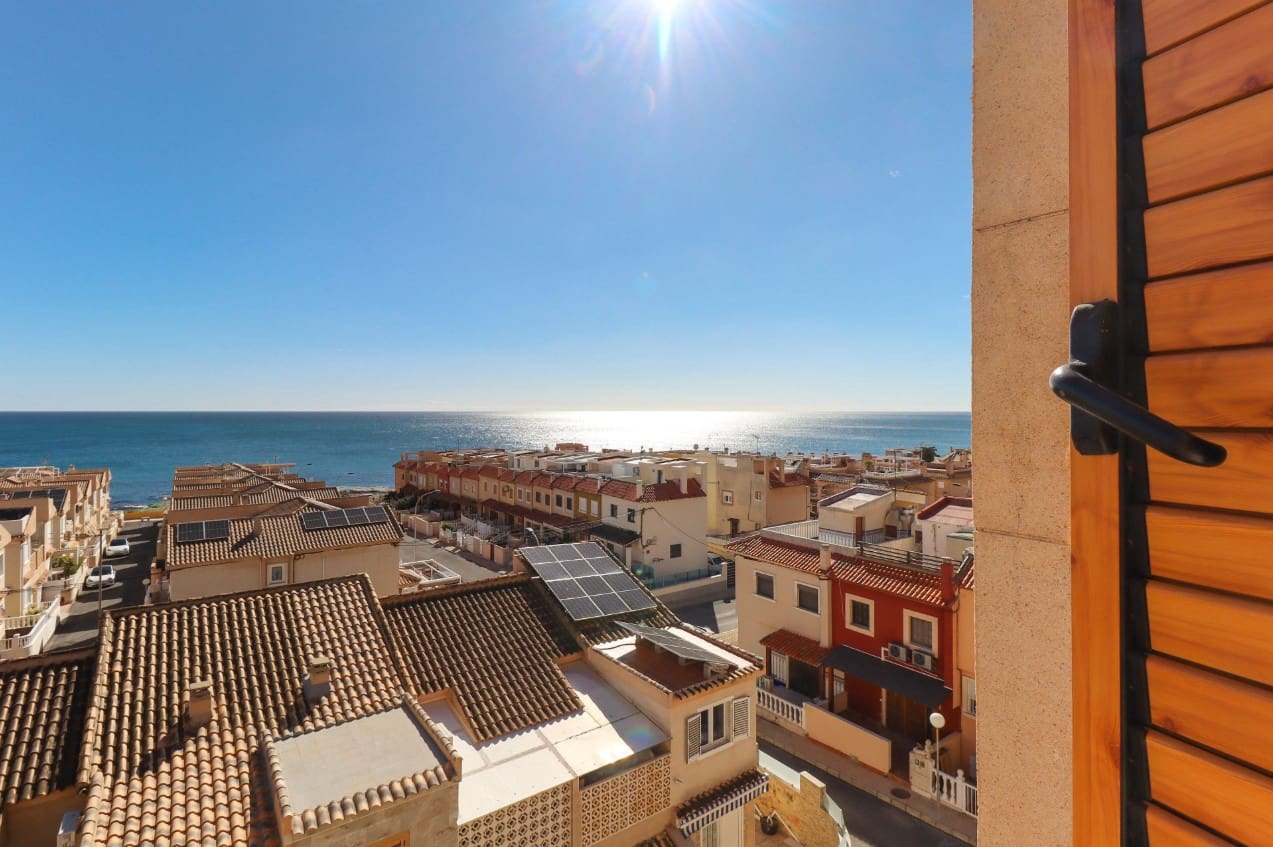 1 makuuhuone Huoneisto myytävänä paikassa Cabo Cervera mukana 
autotalli - 179 000 € (Ref: 9655782)