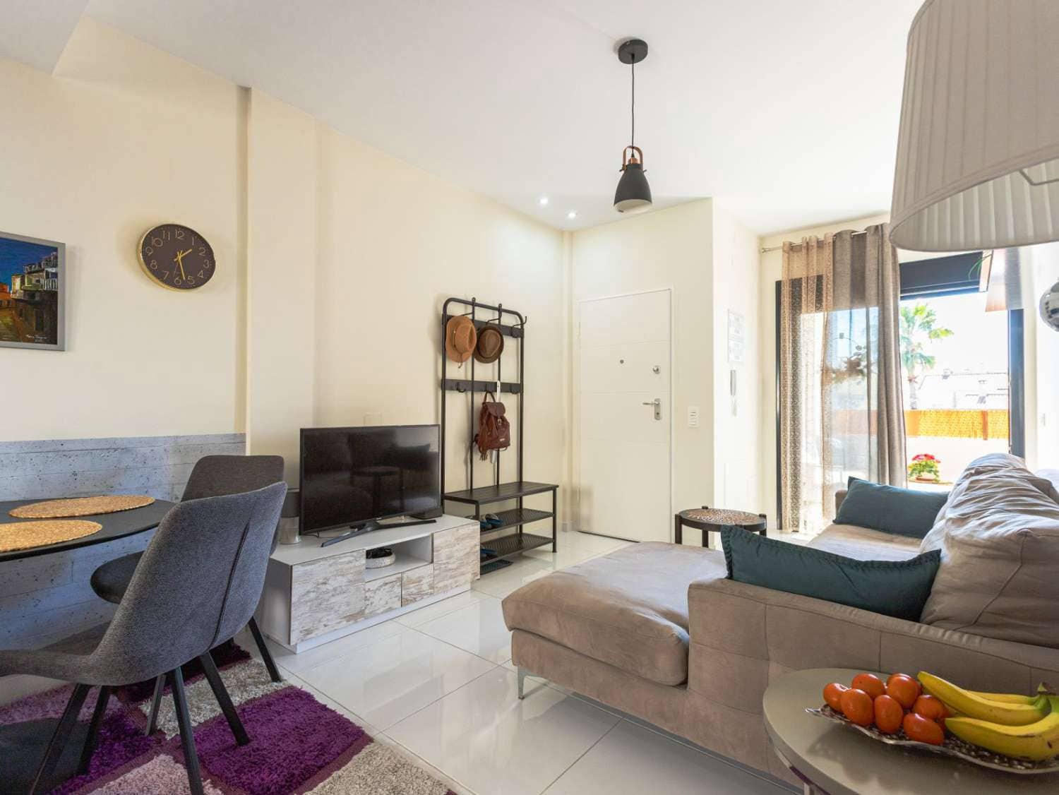 2 bedroom Apartment for sale in Torrevieja with pool - € 265,000 (Ref: 9655783)