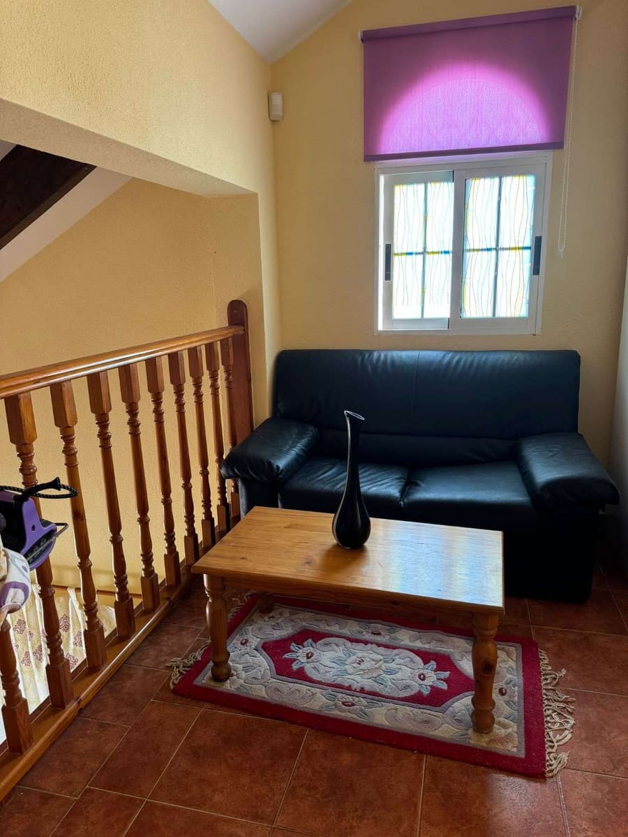 4 makuuhuone Huvila myytävänä paikassa Orihuela Costa mukana uima-altaan - 570 000 € (Ref: 9666141)