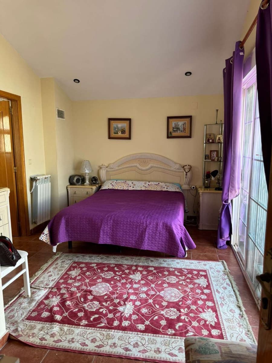 4 makuuhuone Huvila myytävänä paikassa Orihuela Costa mukana uima-altaan - 570 000 € (Ref: 9666141)