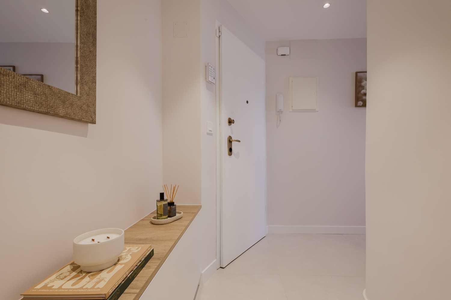 3 sypialnia Apartament na sprzedaż w Torrevieja z basenem - 349 000 € (Ref: 9666142)