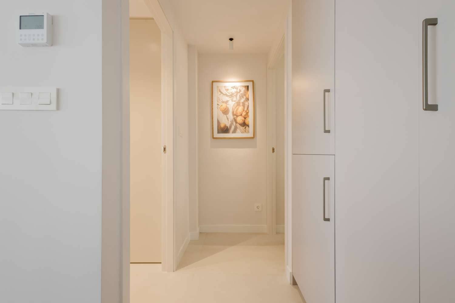 3 sypialnia Apartament na sprzedaż w Torrevieja z basenem - 349 000 € (Ref: 9666142)