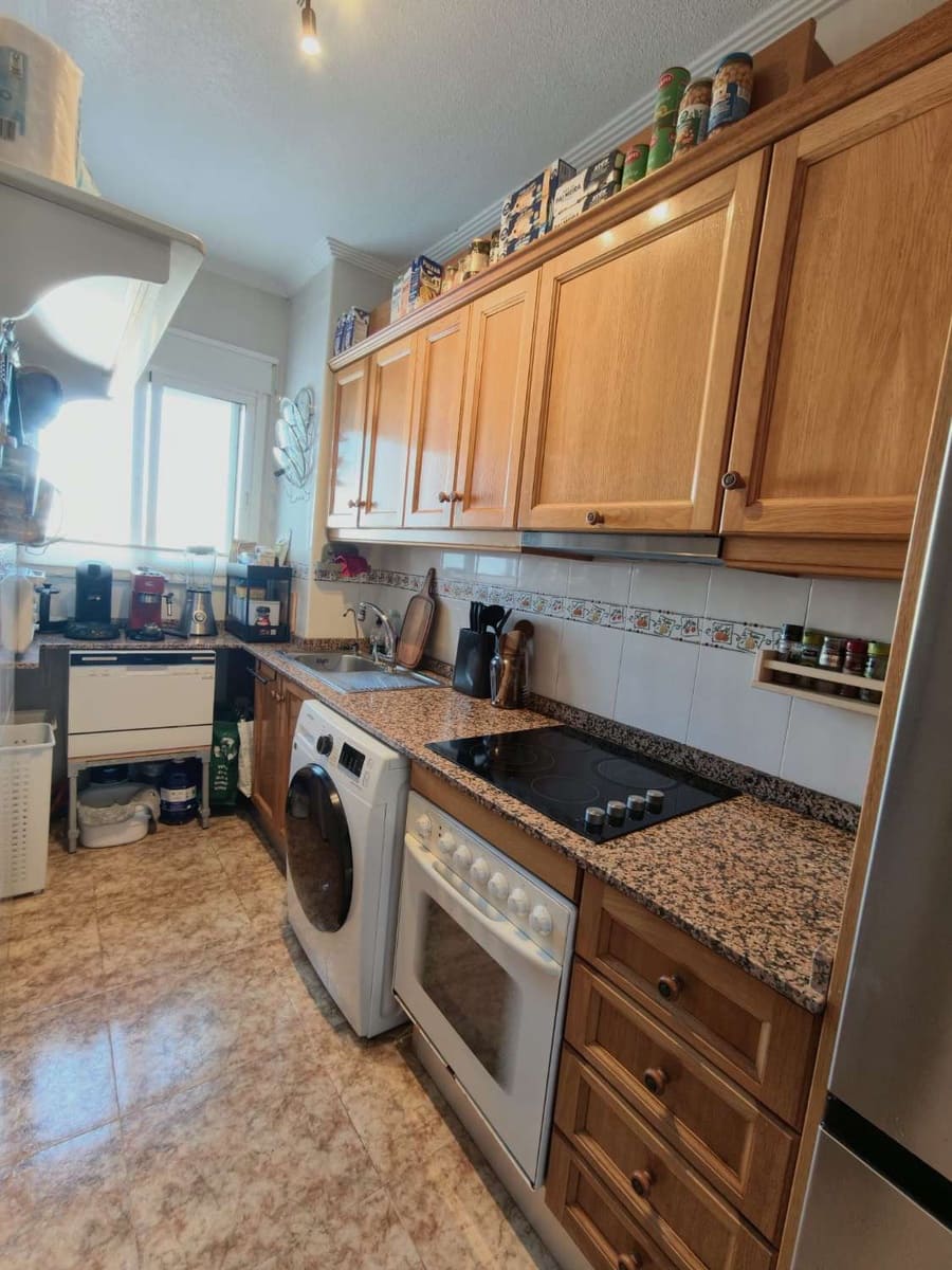 2 slaapkamer Appartement te koop in Orihuela Costa met zwembad garage - € 235.000 (Ref: 9673969)