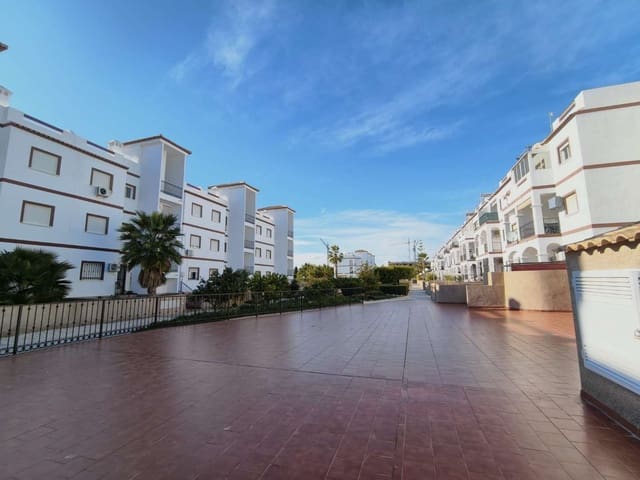 2 slaapkamer Appartement te koop in Punta Prima, Orihuela met zwembad garage - € 235.000 (Ref: 9673969)