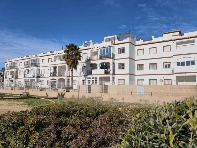 2 slaapkamer Appartement te koop in Punta Prima, Orihuela met zwembad garage - € 235.000 (Ref: 9673969)
