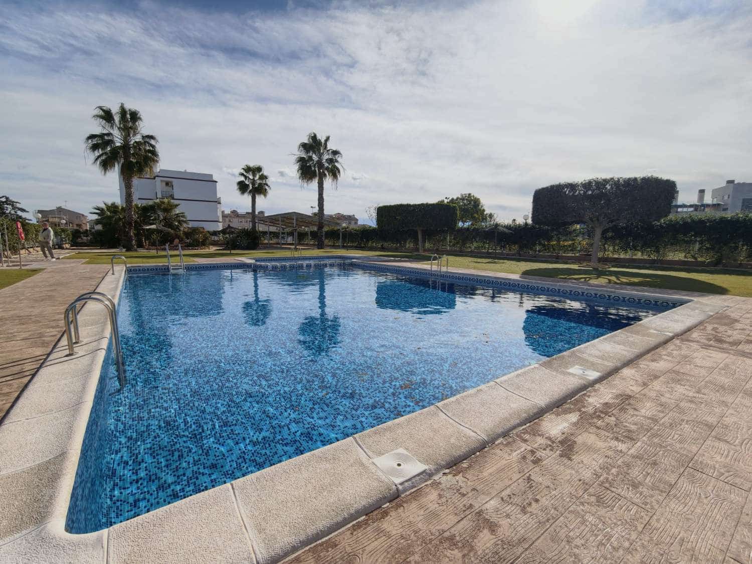 2 slaapkamer Appartement te koop in Orihuela Costa met zwembad garage - € 235.000 (Ref: 9673969)