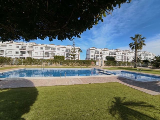 2 slaapkamer Appartement te koop in Punta Prima, Orihuela met zwembad garage - € 235.000 (Ref: 9673969)