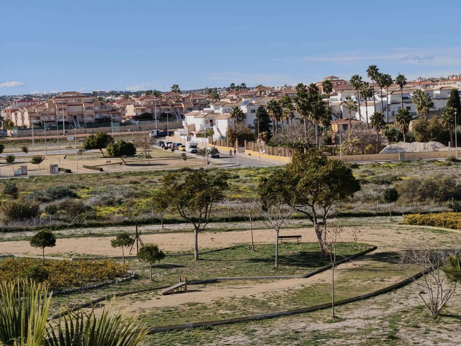 2 slaapkamer Appartement te koop in Orihuela Costa met zwembad garage - € 235.000 (Ref: 9673969)