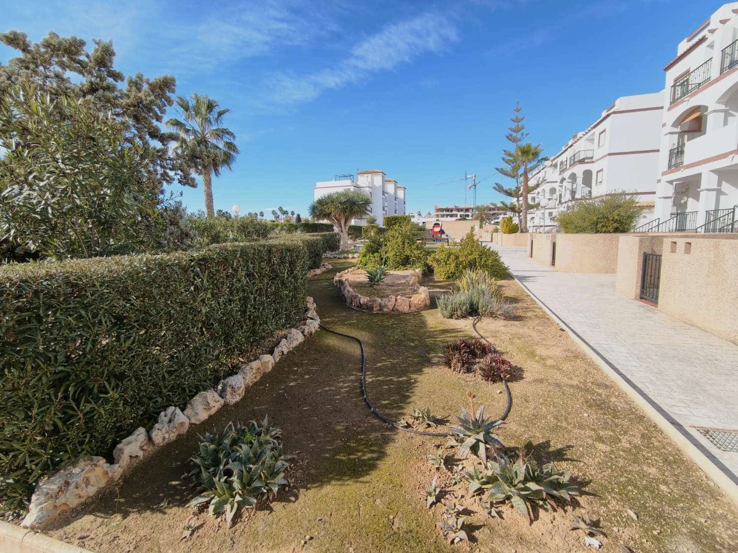 2 slaapkamer Appartement te koop in Orihuela Costa met zwembad garage - € 235.000 (Ref: 9673969)